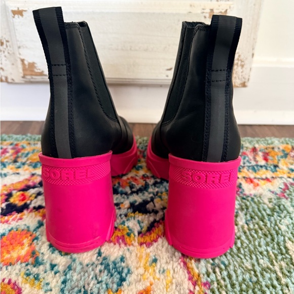 Sorel Brex Heel Chelsea Boots Size 8 - Picture 7 of 8